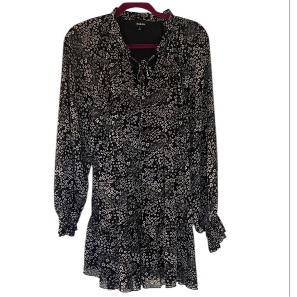 Aakaa Black and White Floral Dress